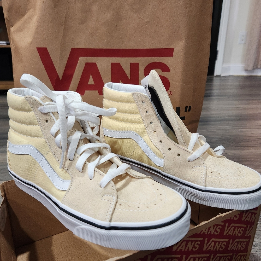 Vans Sk8-Hi Vanilla Custard High-Top Sneakers M7.5/W9